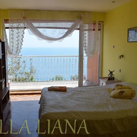 بيت للعطل Liana